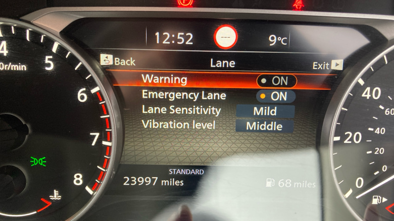 Nissan Qashqai 1.3 DiG-T MH Acenta Premium 5dr Petrol Hatchback